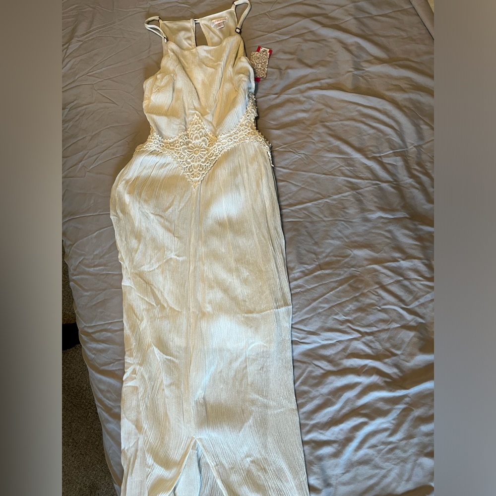 Xhilaration maxi dress